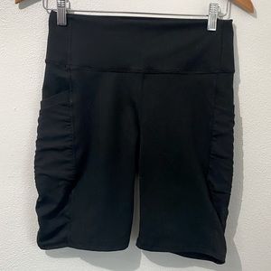 Fabletics Power Hold 7” Bike Short